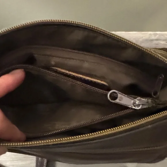 Fossil Vintage 75082 Dark Brown Soft Leather Crossbody Bag - Picture 12 of 15